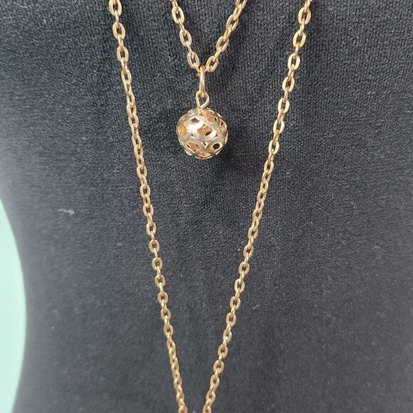 DOUBLE Layer Gold Chain Necklace With Hoop Detail - Picture 3 of 7